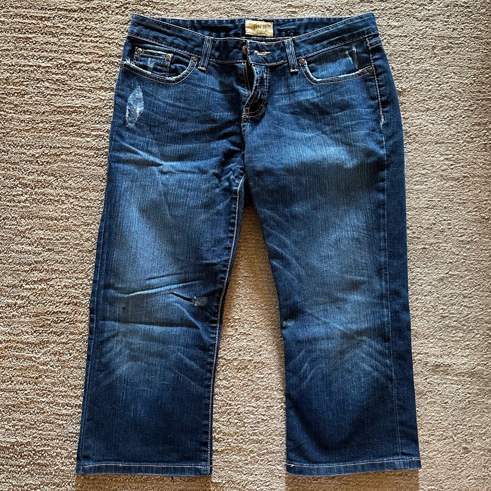 BKE womens Capri 30